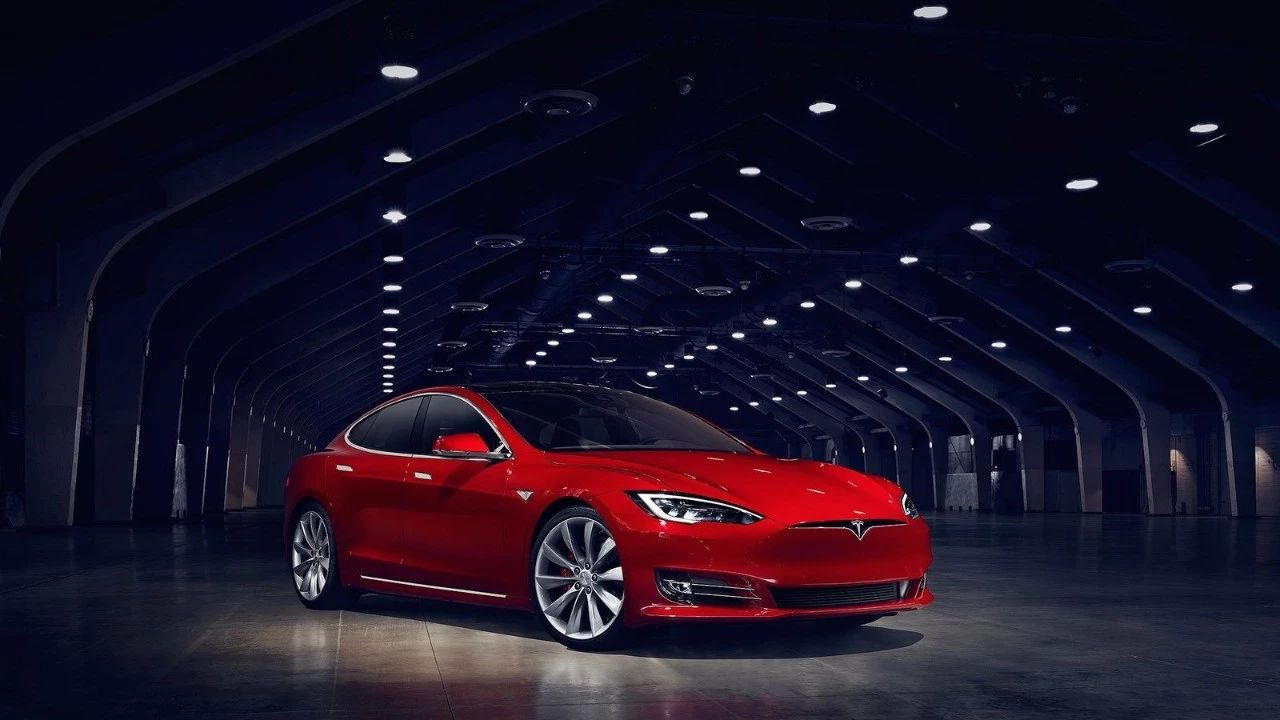 这家市值906亿的超市，左腾讯右京东，还要用AI掀翻零售业！