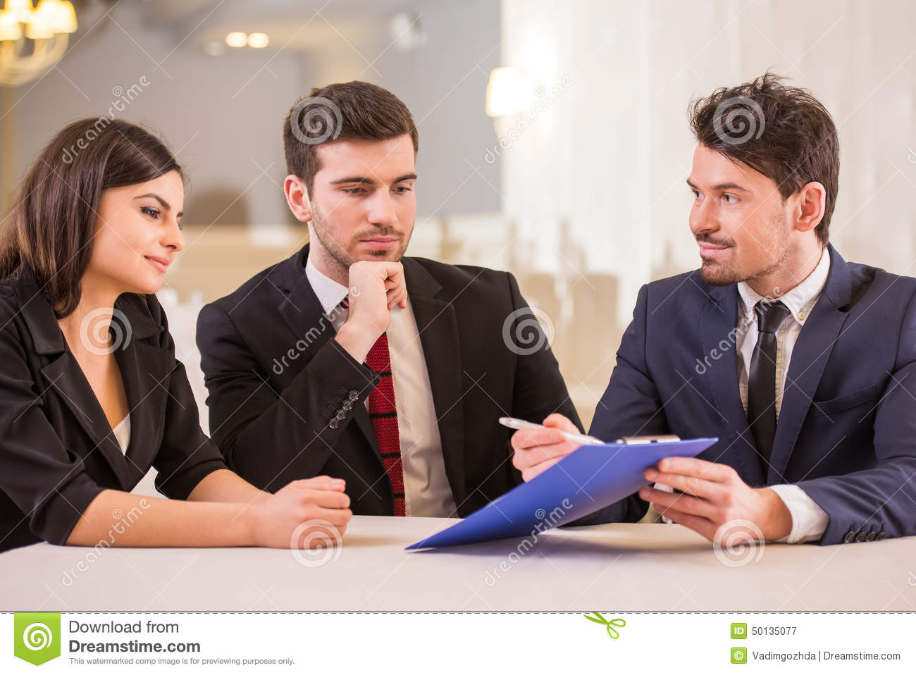 猎鹰解期：不锈钢期货2月28日操作建议【三亿体育手机版】