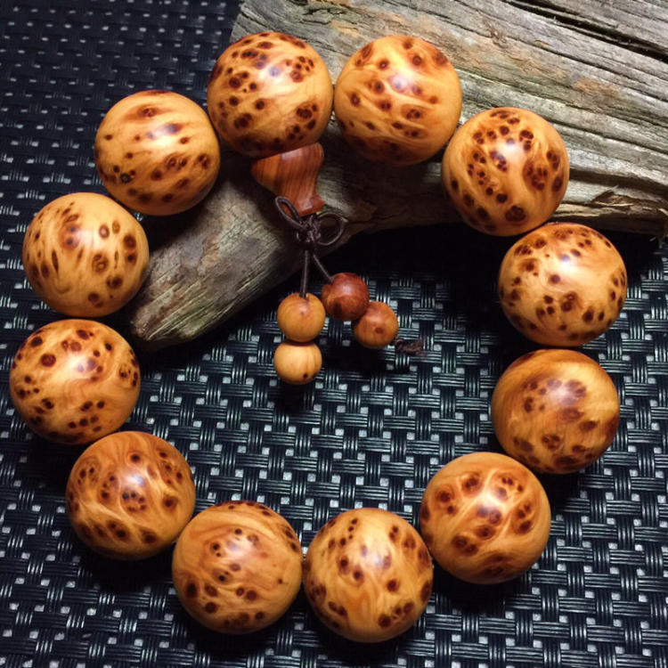 华显光电获华星光电增持29.6万股：三亿体育手机版